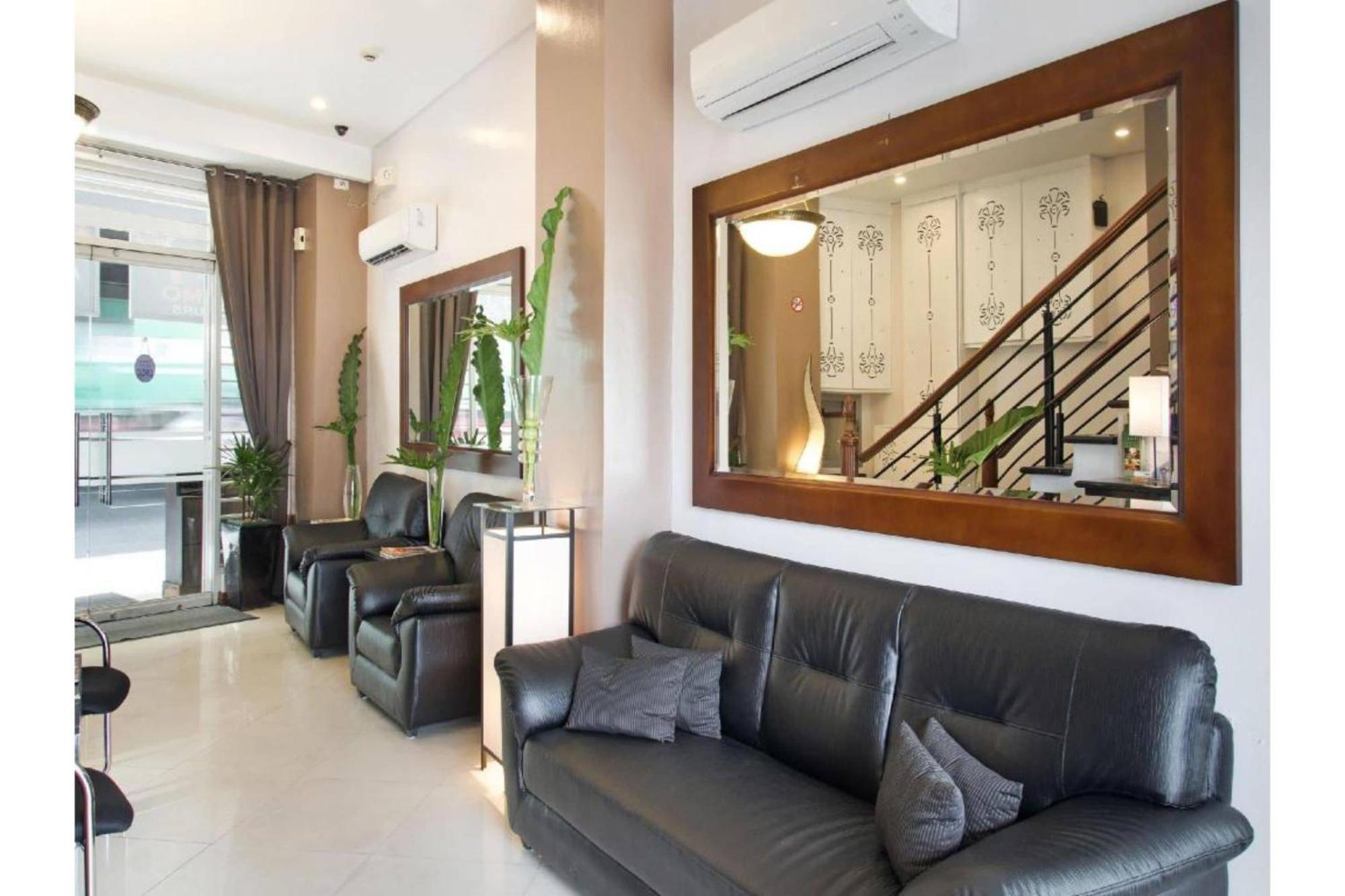 Townhouse Oak Avitel Hotel Near Osmena Highway, Pnr Pasay Station, Metro Manila San Pedro Makati Exterior foto